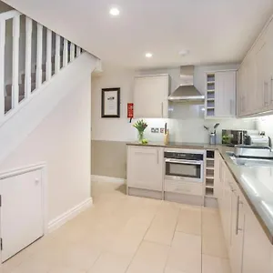 https://the-wesley.yorkshirehotels.net