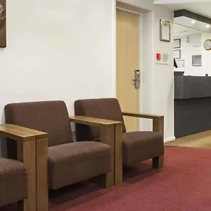 2* Hotel Days By Wyndham London Stansted Airport